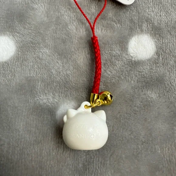 Hello Kitty Keychain - Picture 7 of 7